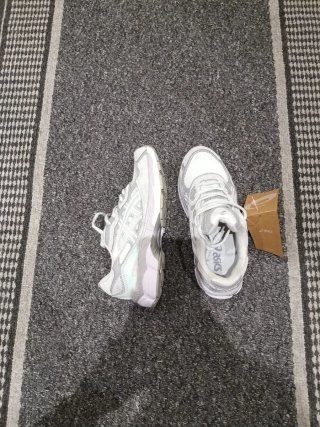 Asics Gel NYC Gris/Blanco