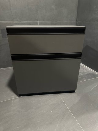 Mueble auxiliar metal y plástico
