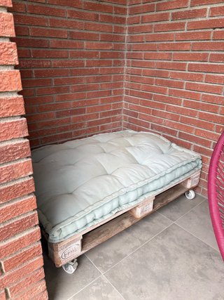 Asiento de palets con cojín