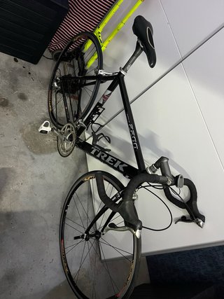 Bicicleta de carretera Trek 2200