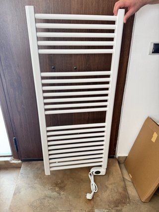 Toallero Electrico digital 700W blanco