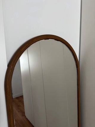 Espejo de pie de madera