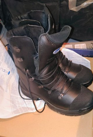 Botas Lavoro anticorte negras