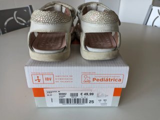 Sandalias Biomecanic Talla 25 Blancas