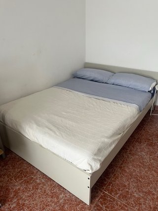 Cama doble (estructura y colchón)