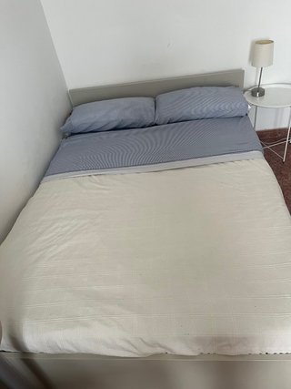 Cama doble (estructura y colchón)