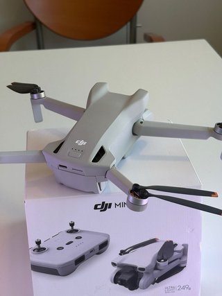 IMPECABLE DJI Mini 3