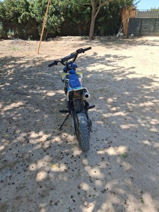 Moto REXO Motocross Azul y Blanca