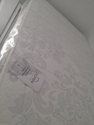Cama nueva marca Dupen