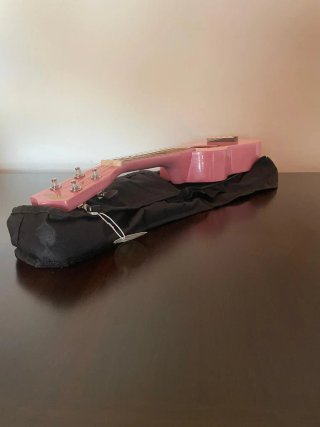 Ukelele Soprano Rosa Tiger UKE7