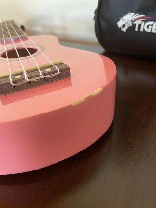 Ukelele Soprano Rosa Tiger UKE7
