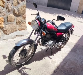Yamaha SR250 Moto Clásica