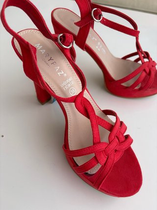 Sandalias Rojas