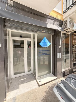 Local comercial en centro de Alhaurín de la Torre