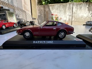 Coche Datsun 240Z escala 1/43