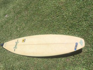 Tabla de surf Atomic Sam Grant