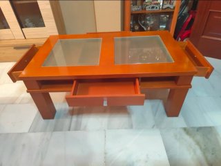 Mesa de salón madera con cristales