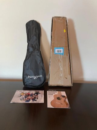 Ukelele Negro Martin Smith UK-212-BK