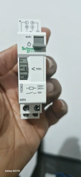 Electricista domiciliario.