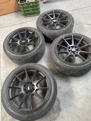 Llantas Japan Racing JR11