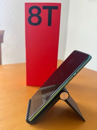 OnePlus 8T - 8GB RAM / 128GB Como Nuevo