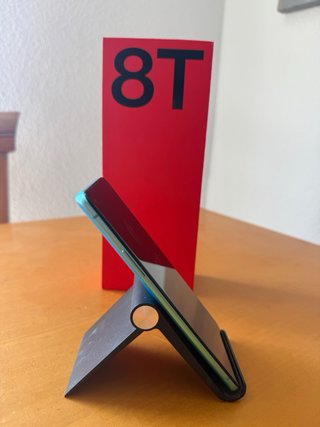 OnePlus 8T - 8GB RAM / 128GB Como Nuevo