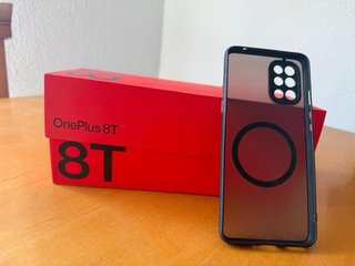OnePlus 8T - 8GB RAM / 128GB Como Nuevo