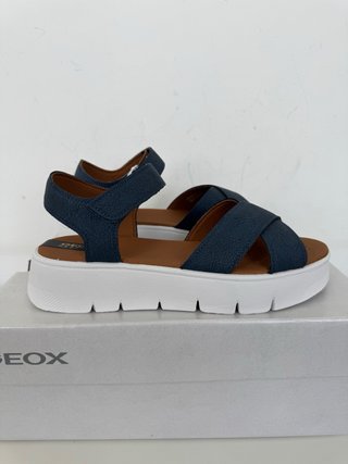 Sandalias GEOX azules nuevas. Talla 37