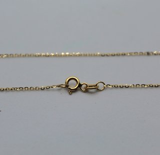 Cadena de oro de 18k. Peso: 1.39 gr.
