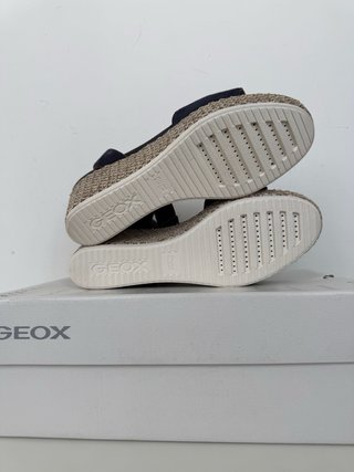 Sandalias GEOX de piel azules nuevas. Talla 41