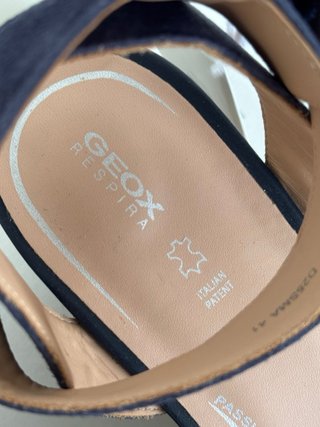 Sandalias GEOX de piel azules nuevas. Talla 41