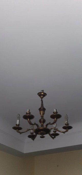 Lámpara de techo antigua