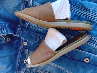 Sandalias  ART Larissa en  Nobuck Caki Talla 38