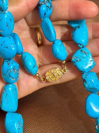 Turquesa natural con broche de plata