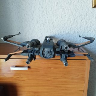 Star Wars X-wing Fighter