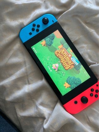Nintendo Switch Azul y Rojo