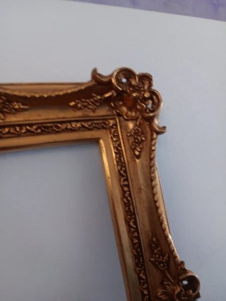 Marco de madera dorado estilo barroco 42 de ancho,