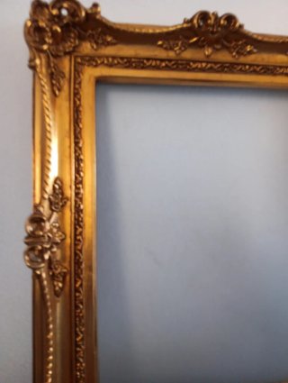 Marco de madera dorado estilo barroco 42 de ancho,