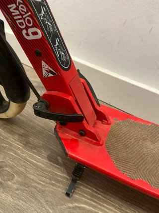 Patinete rojo Decathlon