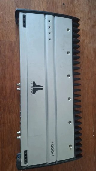 Etapa JL Audio y Subwoofer