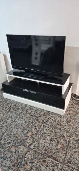 Mueble Comedor Negro y Blanco
