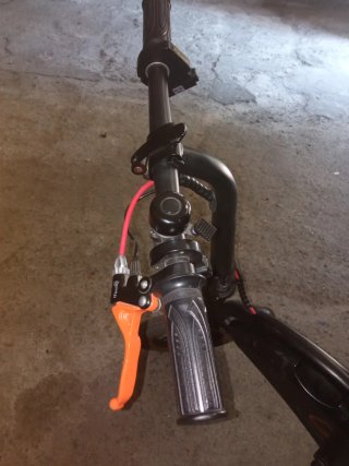 Bicicleta eléctrica manejable