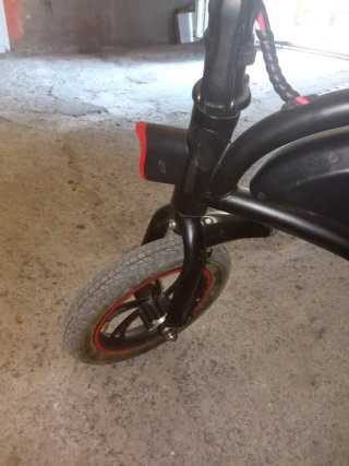 Bicicleta eléctrica manejable