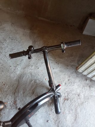 Bicicleta eléctrica manejable