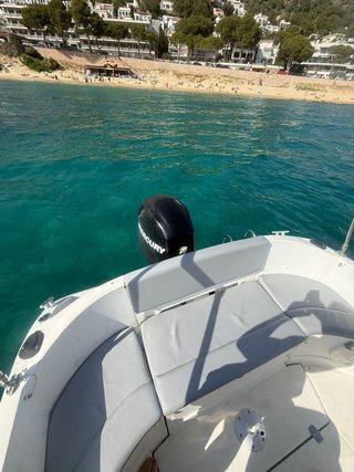 Alquiler barco 6m con camarote