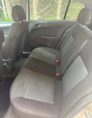 Opel Astra H 1.6 16V