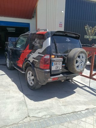 Mitsubishi Montero 2005