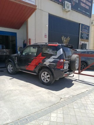 Mitsubishi Montero 2005