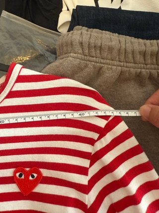 Camiseta COMME des GARÇONS PLAY rayas XS