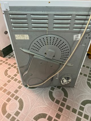 Secadora Indesit 7 kg IDV75